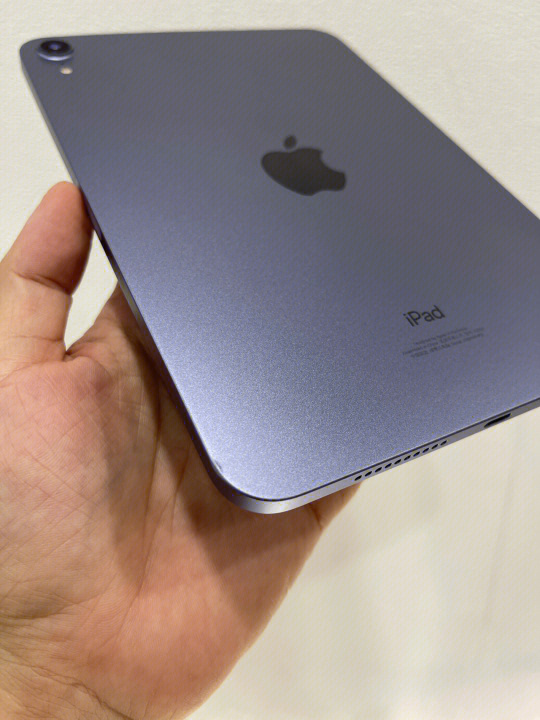 苹果最新款平板iPad 6，技术与设计的完美融合亮相市场